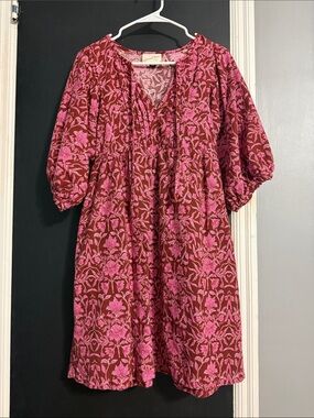 Universal Thread Retro Print Pleat Front Mini Dress Size: M